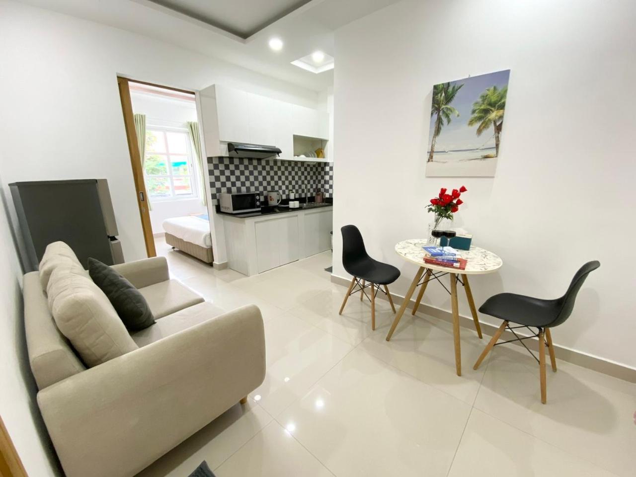 Away Minh Khai - Serviced Khách sạn hẻo lánh